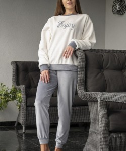 Жіночий комплект Wiktoria 1410 молочний