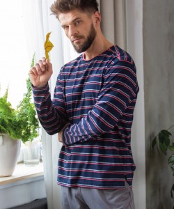 Чоловіча бавовняна піжама / домашній комплект: синя кофта в смужку та сірі штани з кишенями Key MNS 038 B23