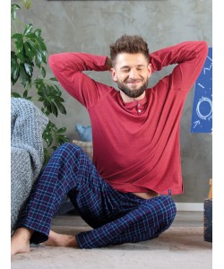 Чоловіча бавовняна піжама / домашній комплект: трикотажна кофта із застібкою на гудзики та картаті фланелеві штани з кишенями Key MNS 451 B22